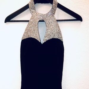 Embezzling body suit